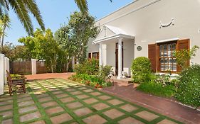 Meerendal Cottage-Affordable Luxury-Private Garden With Pool & Hot Tub
